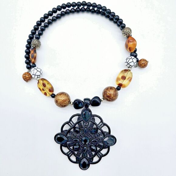 Tropical Boho Necklace Choker Lia Sophia Pendant Jeweled Medallion Adjustable - Picture 2 of 10